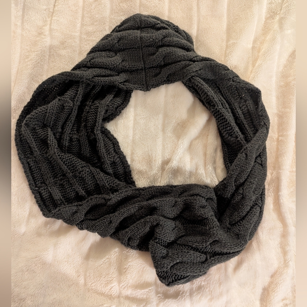 Women's C.C Infinity Scarf *FINAL PRICE*